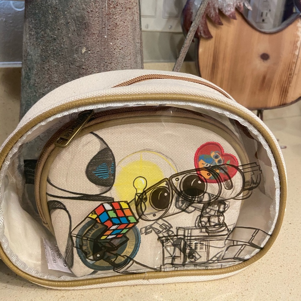 Wall-e Loungefly cosmetic bag set